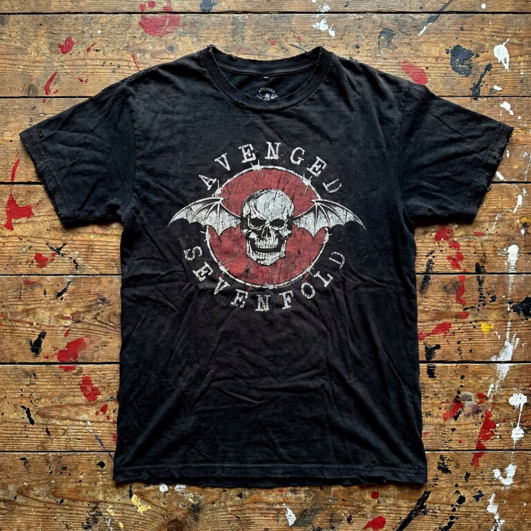 Avenged Sevenfold Unisex Premium Carbon T-Shirt: Deathbat Red Circle Black T-Shirt