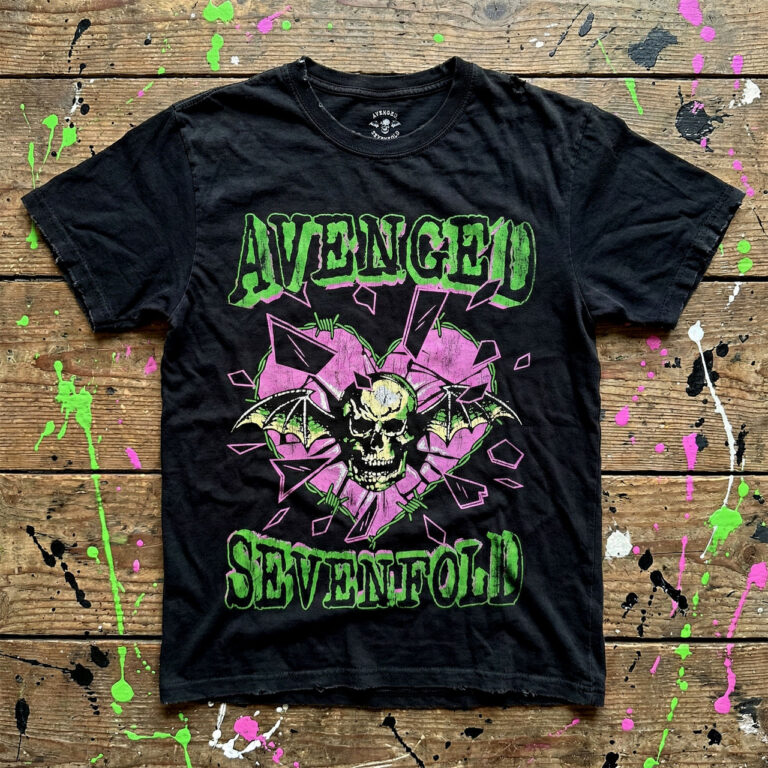 Avenged Sevenfold Unisex Premium Carbon T-Shirt: Heart Break Black T-Shirt