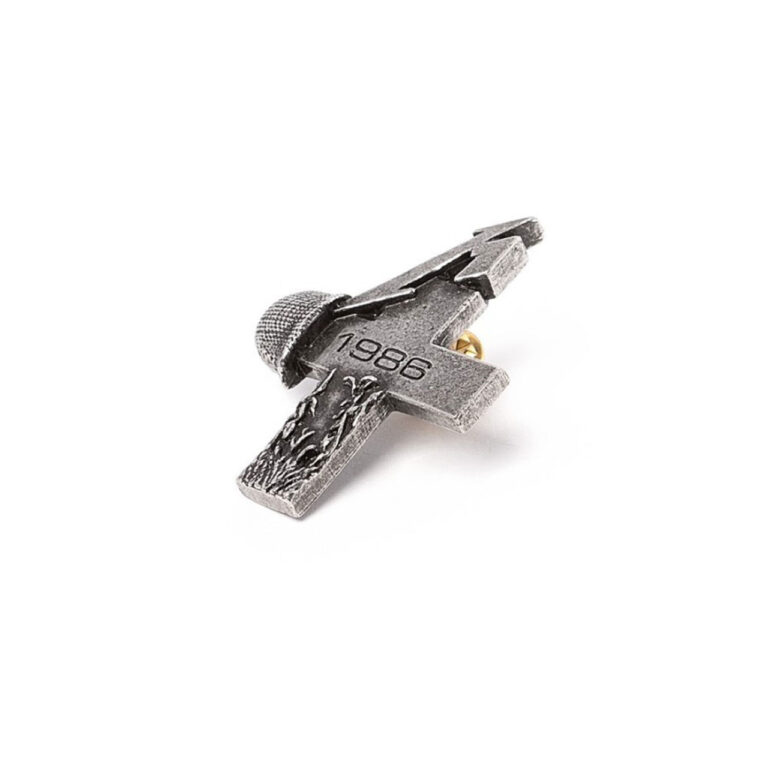 Metallica Master Of Puppets Pin Badge