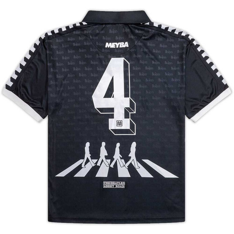 The Beatles Unisex Jersey T-Shirt: Meyba Sash Black T-Shirt
